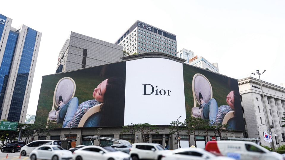 Advertise in Korea.